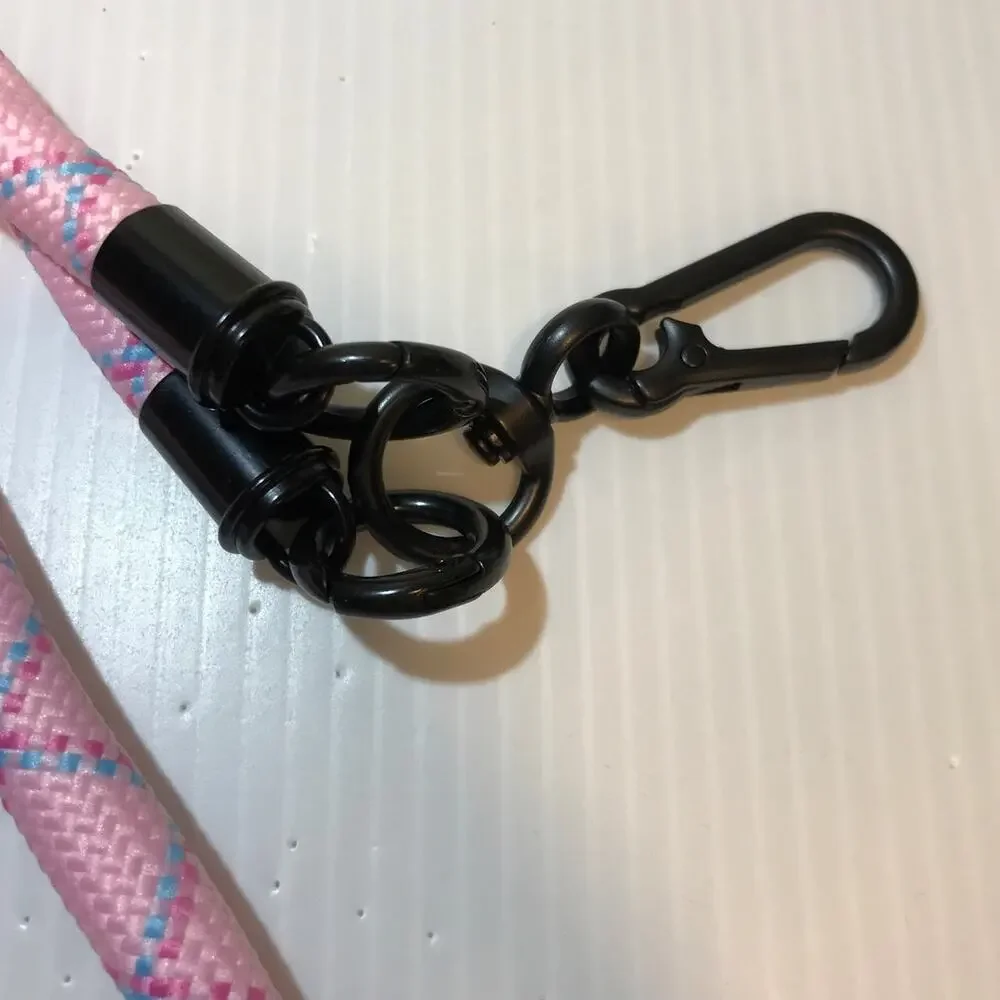 NWT Pink Blue Dog Leash 46 Inches